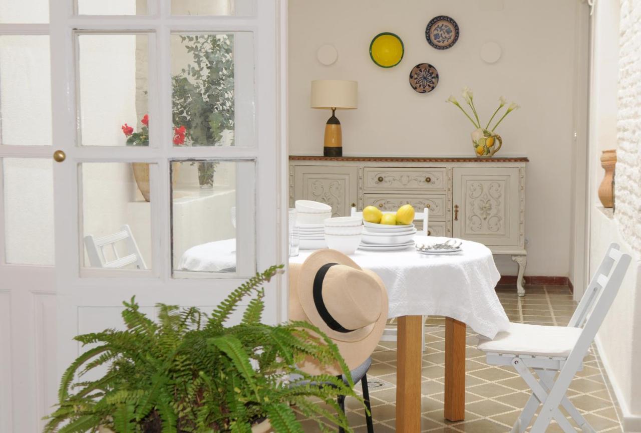 Casa Leon Blanco Carmona Reformada Centrica Con Chimenea Y Terraza Con Vistas Villa Екстериор снимка
